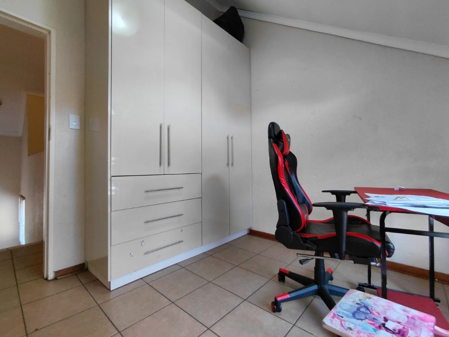 3 Bedroom Property for Sale in Baillie Park North West